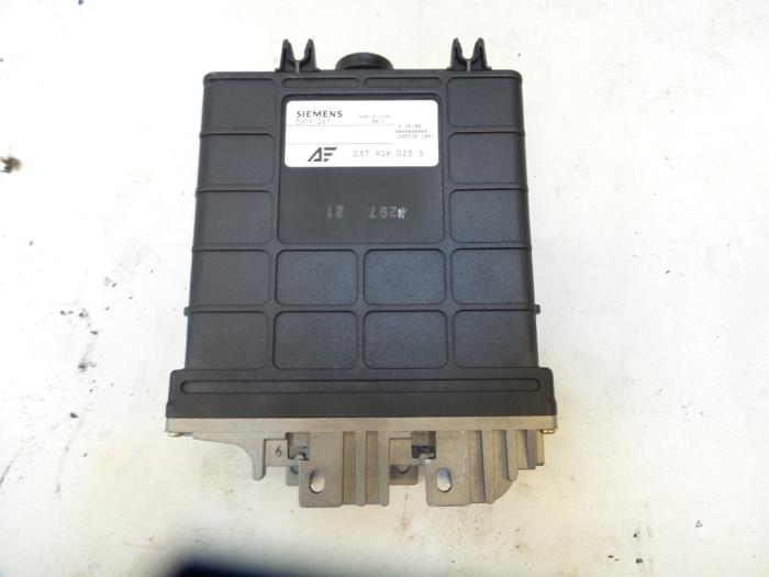 Used Engine management computer Seat Alhambra (7V8/9) 2.0 Price on request offered by N Kossen Autorecycling BV