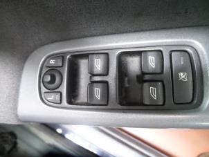Used Electric window switch Volvo S40/V40 Price on request offered by N Kossen Autorecycling BV