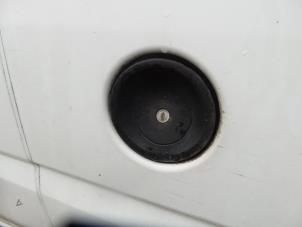 Used Fuel cap Peugeot Expert (222/224) 2.0 HDi 90 Price on request offered by N Kossen Autorecycling BV