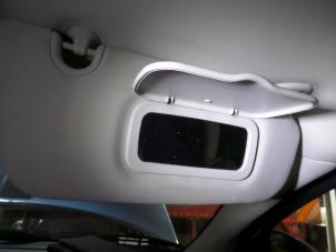 Używane Oslona przeciwsloneczna Dodge Caliber 2.0 CRD 16V Cena na żądanie oferowane przez N Kossen Autorecycling BV