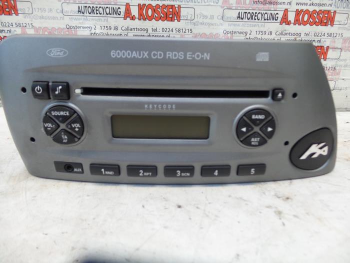 Radio CD player Ford Ka I 1.3i 7S5T18C815CA SIEMENS