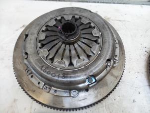 Used Clutch kit (complete) BMW Mini One/Cooper (R50) 1.6 16V Cooper Price on request offered by N Kossen Autorecycling BV