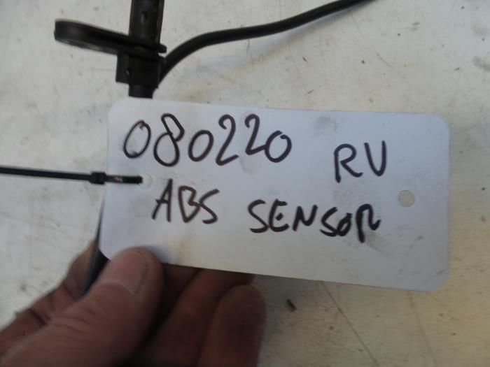 ABS Sensor from a Smart Fortwo Coupé (451.3) 1.0 52 KW 2008