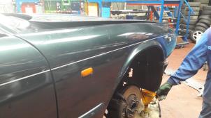 Used Front wing, right Jaguar XJ8 (X308) 4.0 V8 32V Price on request offered by N Kossen Autorecycling BV