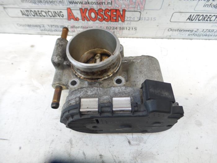 Gebrauchte Gasventil Positionssensor Opel Tigra Preis auf Anfrage angeboten von N Kossen Autorecycling BV