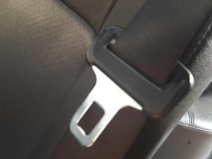 Gebrauchte Sicherheitsgurt links vorne Mitsubishi Outlander Preis auf Anfrage angeboten von N Kossen Autorecycling BV