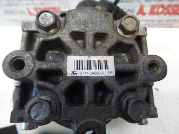 Usagé Pompe de direction Ford Transit Connect Prix sur demande proposé par N Kossen Autorecycling BV