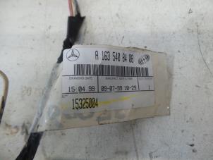Usagé Faisceau de câbles Mercedes ML I (163) 430 4.3 V8 24V Autom. Prix sur demande proposé par N Kossen Autorecycling BV