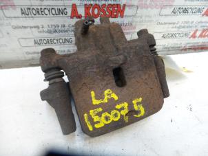 Used Rear brake calliper, left Mitsubishi Pajero Classic Hardtop (V2/4) 3.2 DI-D 16V Price on request offered by N Kossen Autorecycling BV