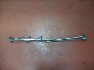 Used Wiper mechanism Peugeot 307 (3A/C/D) 2.0 HDi 90 Price on request offered by N Kossen Autorecycling BV