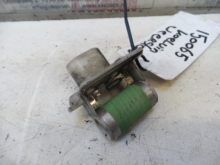 Cooling fan resistor Opel Corsa D 1.0 13256565