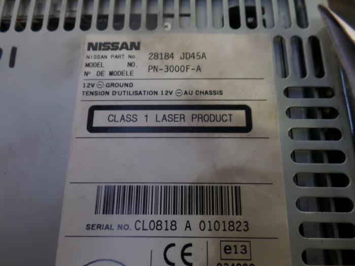 CD Wechsler van een Nissan Qashqai (J10) 1.6 16V 2010