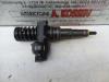 Injecteur (diesel) d'un Volkswagen Transporter 2008