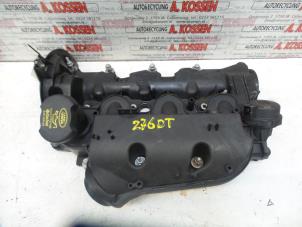Used Rocker cover Landrover Discovery III (LAA/TAA) 2.7 TD V6 Price on request offered by N Kossen Autorecycling BV