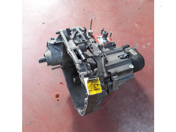 Usagé Boite de vitesses Renault Twingo (C06) 1.2 Prix sur demande proposé par N Kossen Autorecycling BV