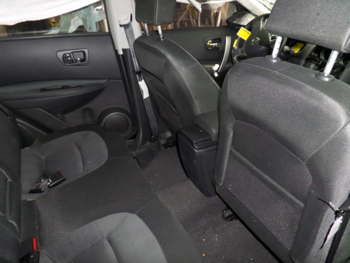 Rear bench seat Nissan Qashqai 1.6 16V
