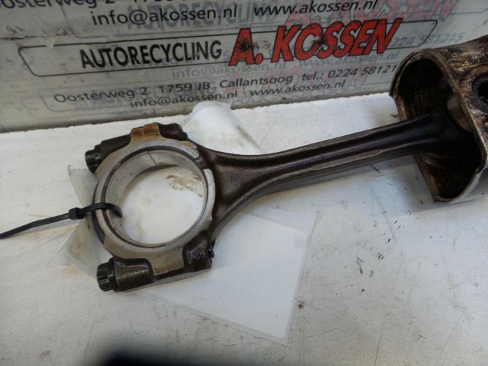 Gebrauchte Pleuelstange Daihatsu Sirion Preis auf Anfrage angeboten von N Kossen Autorecycling BV