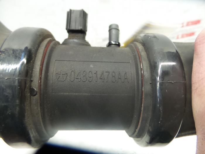 Intercooler Schlauch van een Chrysler PT Cruiser 2.4 16V GT Turbo 2004