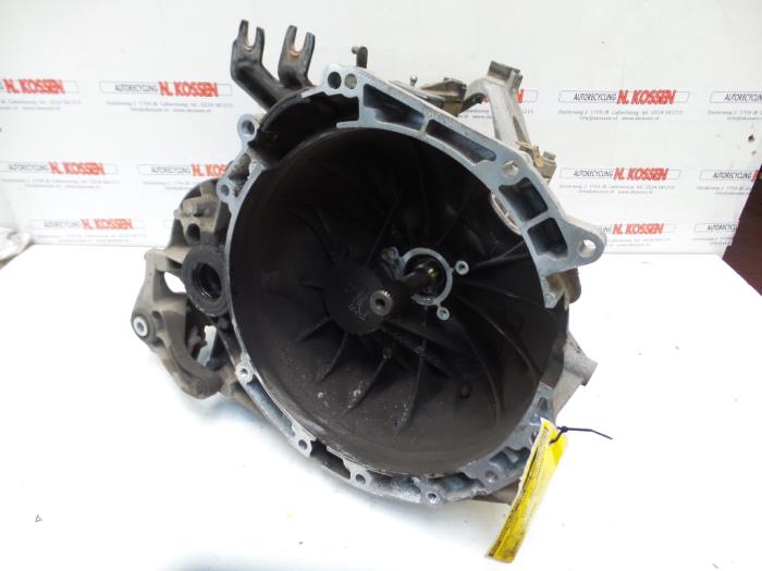 Gearbox Volvo V50 3M5R7002XD B4184S11