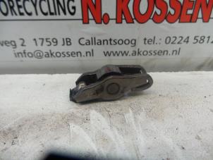 Used Rocker arm Opel Astra Price on request offered by N Kossen Autorecycling BV