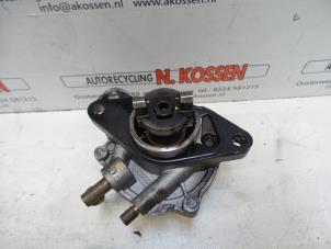 Used Vacuum pump (diesel) Opel Astra Price on request offered by N Kossen Autorecycling BV