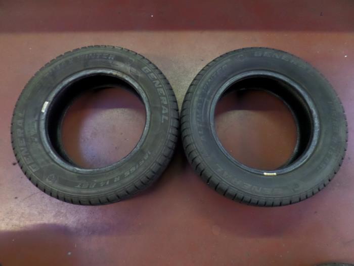 Begagnade Vinterdäck Pris på förfrågan erbjuds av N Kossen Autorecycling BV