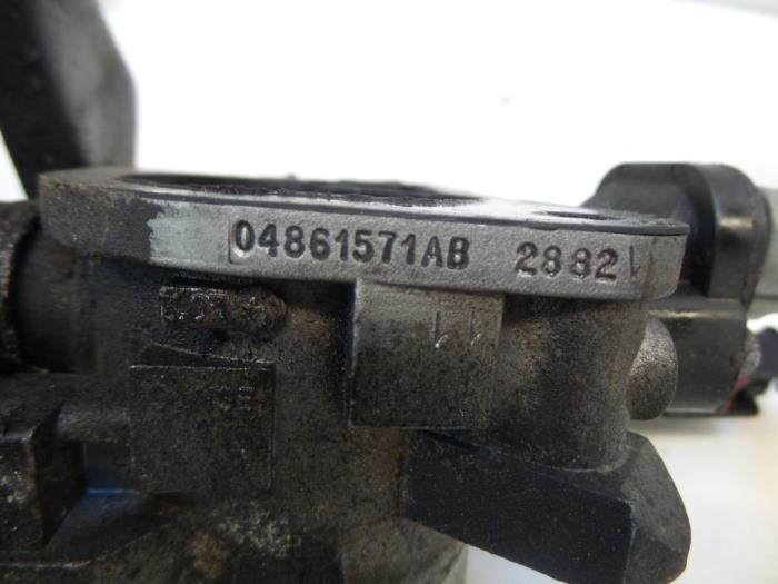 Używane Przepustnica Dodge Ram Van 2.5 CRD Cena na żądanie oferowane przez N Kossen Autorecycling BV