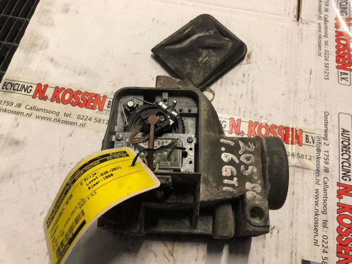 Begagnade Luftflödesmätare Peugeot 205 Pris på förfrågan erbjuds av N Kossen Autorecycling BV