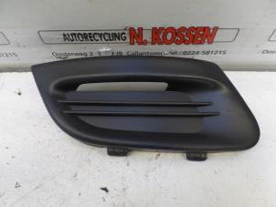 Used Front bumper strip, right Renault Twingo II (CN) 1.2 16V Price on request offered by N Kossen Autorecycling BV