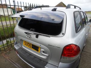 Used Rear window Hyundai Santafe Price on request offered by N Kossen Autorecycling BV