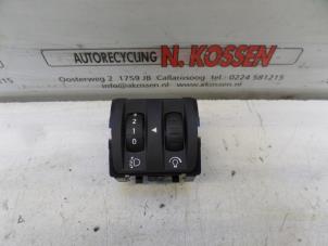 Używane Przelacznik reflektora LHV Renault Twingo II (CN) 1.2 16V Cena na żądanie oferowane przez N Kossen Autorecycling BV