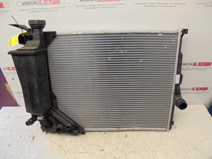 Usagé Radiateur BMW 3-Série Prix sur demande proposé par N Kossen Autorecycling BV