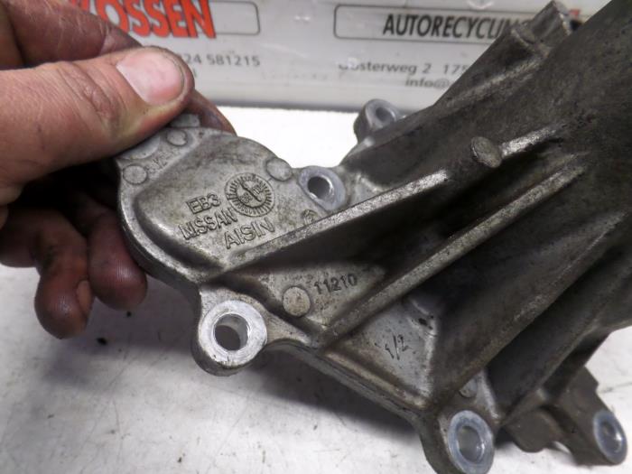 Begagnade Vattenpump Nissan Navara Pris på förfrågan erbjuds av N Kossen Autorecycling BV