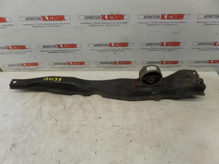 Used Engine mount Mitsubishi Outlander Price on request offered by N Kossen Autorecycling BV