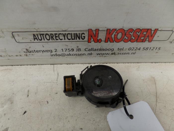Begagnade Regnsensor BMW X6 (E71/72) xDrive35d 3.0 24V Pris på förfrågan erbjuds av N Kossen Autorecycling BV