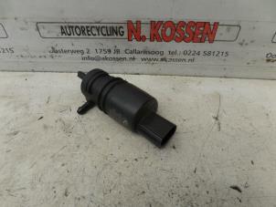 Used Windscreen washer pump BMW X6 (E71/72) xDrive35d 3.0 24V Price on request offered by N Kossen Autorecycling BV