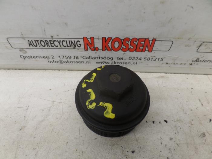 Gebrauchte Ölfilter Deckel Opel Vectra Preis auf Anfrage angeboten von N Kossen Autorecycling BV