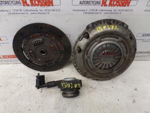 Used Clutch kit (complete) Ford Focus 2 1.6 Ti-VCT 16V Price on request offered by N Kossen Autorecycling BV