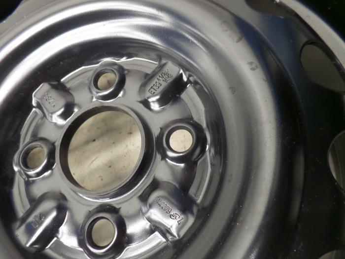 Spare wheel from a Toyota Aygo (B10) 1.0 12V VVT-i 2011