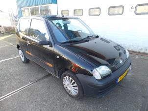 Used Front bumper Fiat Seicento (187) 1.1 MPI S,SX,Sporting Price on request offered by N Kossen Autorecycling BV