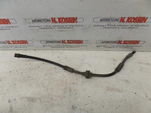 Used Front brake hose Volkswagen Transporter T5 2.0 TDI DRF Price on request offered by N Kossen Autorecycling BV
