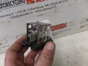 Used Cooling fan resistor Peugeot 206+ (2L/M) 1.4 XS Price on request offered by N Kossen Autorecycling BV