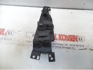 Used Electric window switch Chrysler Sebring (JR) 2.0 16V Price on request offered by N Kossen Autorecycling BV