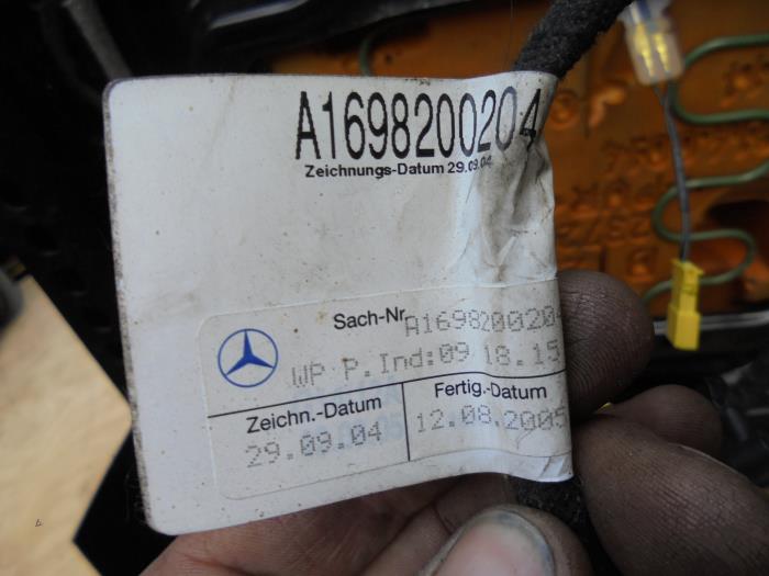 Sitz rechts van een Mercedes-Benz A (W169) 2.0 A-160 CDI 16V 5-Drs. 2005
