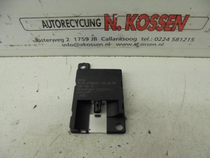 Używane Antena Bluetooth BMW X6 (E71/72) xDrive35d 3.0 24V Cena na żądanie oferowane przez N Kossen Autorecycling BV