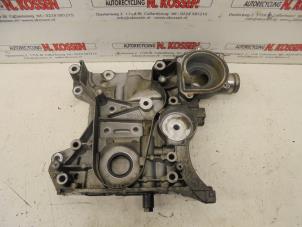 Used Oil pump Opel Zafira Price on request offered by N Kossen Autorecycling BV