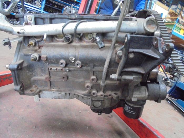 Usagé Couvercle carter Mitsubishi Outlander Prix sur demande proposé par N Kossen Autorecycling BV