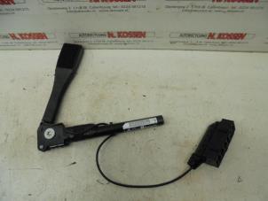 Used Seatbelt tensioner, left Opel Corsa Price on request offered by N Kossen Autorecycling BV