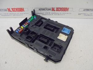 Used Fuse box Peugeot 307 SW (3H) 1.6 16V Price on request offered by N Kossen Autorecycling BV