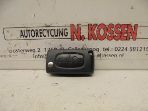 Usados Alojamiento llave Peugeot 307 SW (3H) 1.6 16V Precio de solicitud ofrecido por N Kossen Autorecycling BV